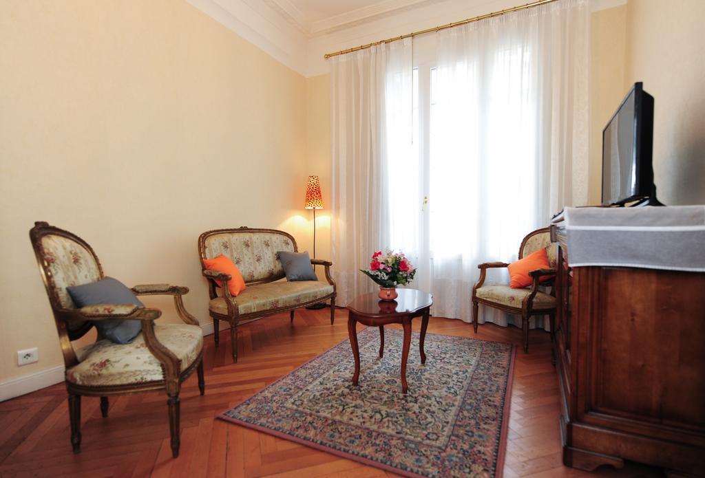 Appartement Minuetto Five Stars Holiday House Νίκαια Εξωτερικό φωτογραφία